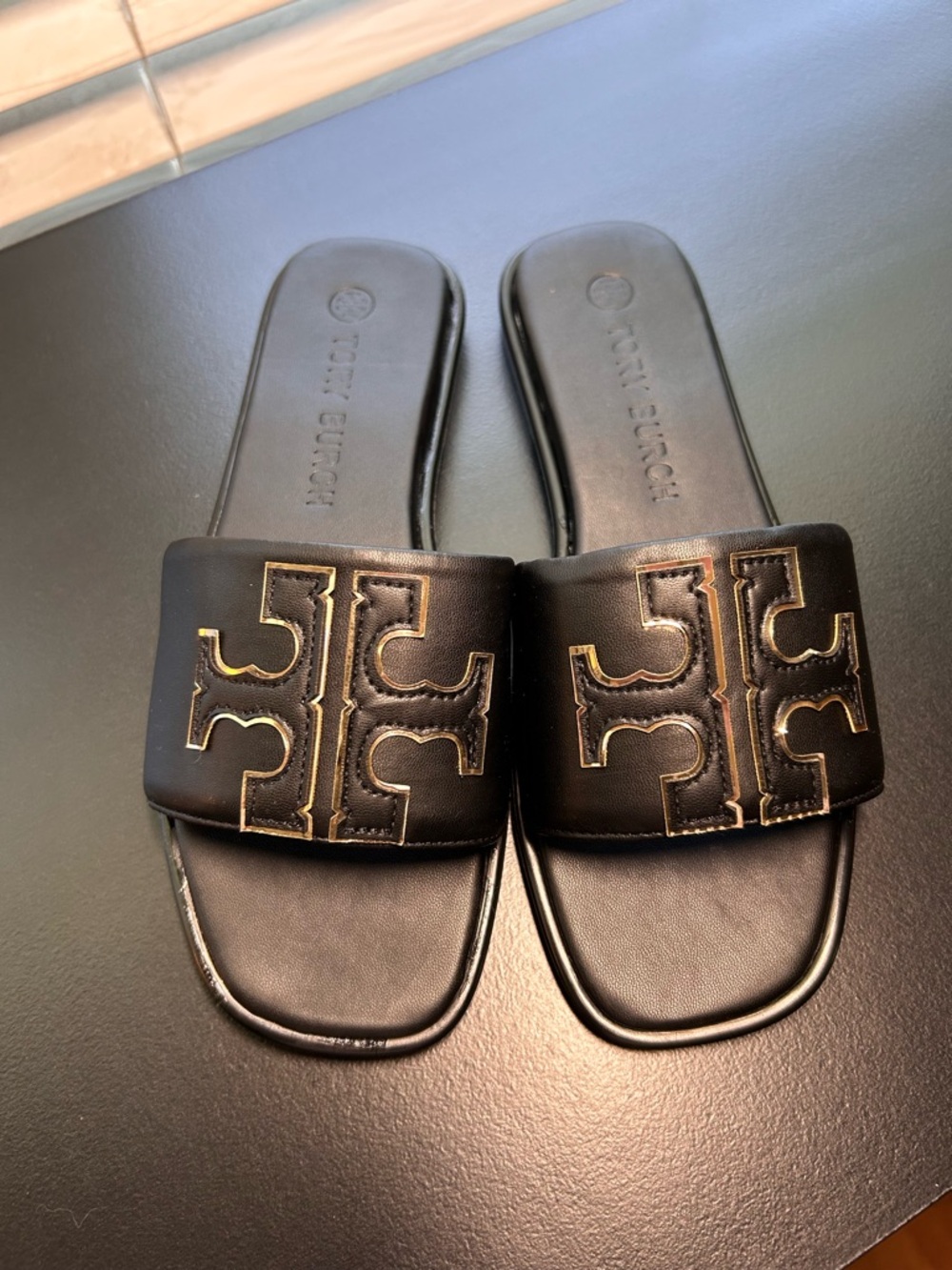 Tory Burch Black Leather DOUBLE T SPORT SLIDE Sandals with Gold Trim Logo 7.5 - Picture 8 of 8